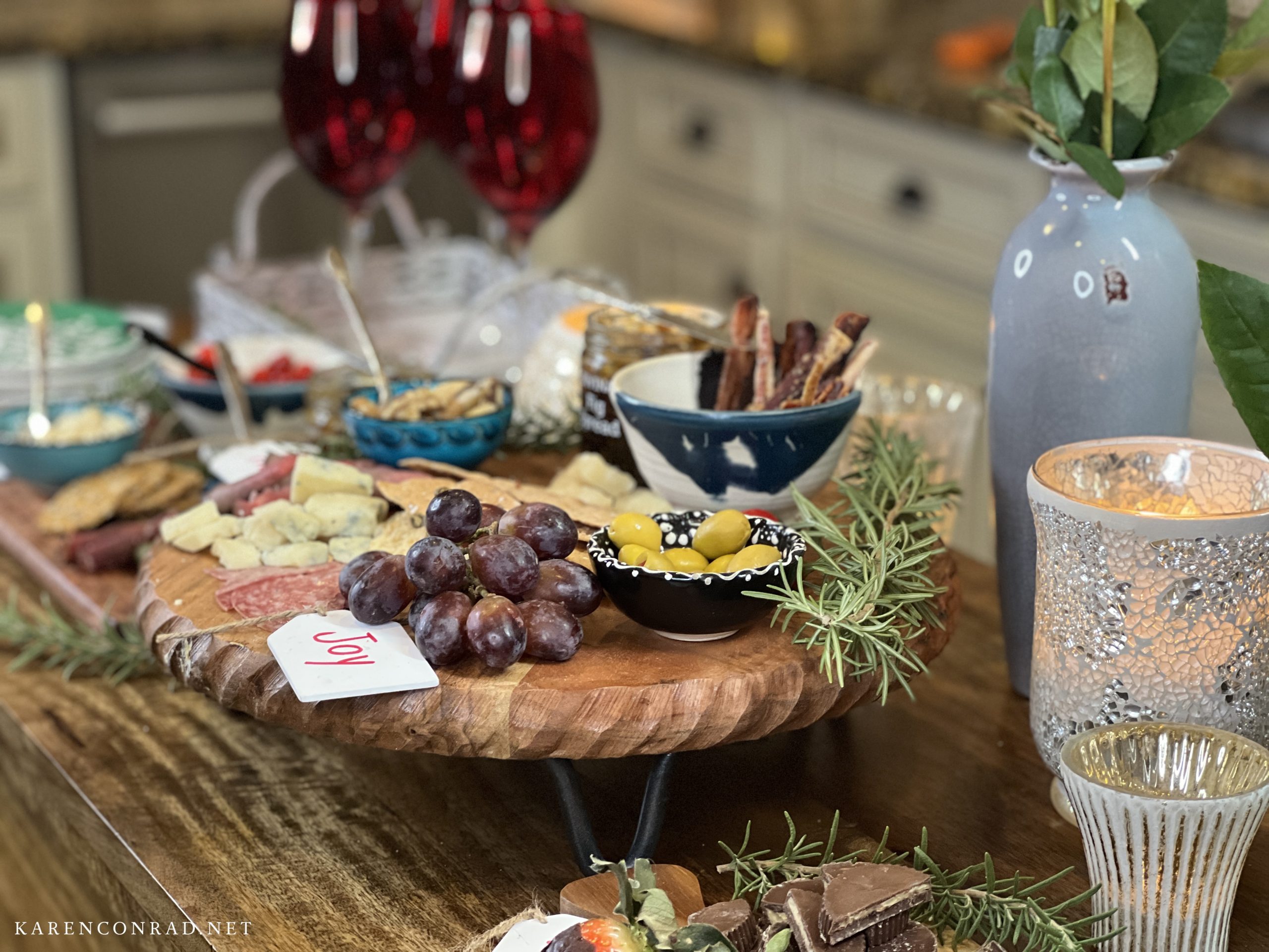 856F65BE-5112-4A85-AED6-B6ABD46D7870_1_201_a charcuterie board, holiday food, christmas spread, holiday snacks, family, christmas